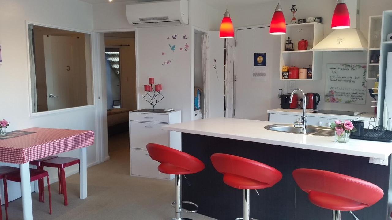 קווינסטאון Central Lakeview Apartment With Amazing Rooftop 镇上湖景三室套房 מראה חיצוני תמונה